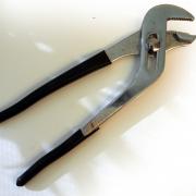 picture of some pliers