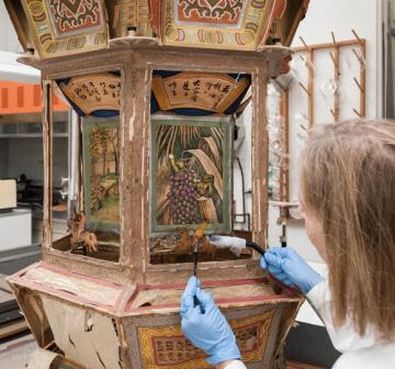 Royal BC Museum, lantern restoration